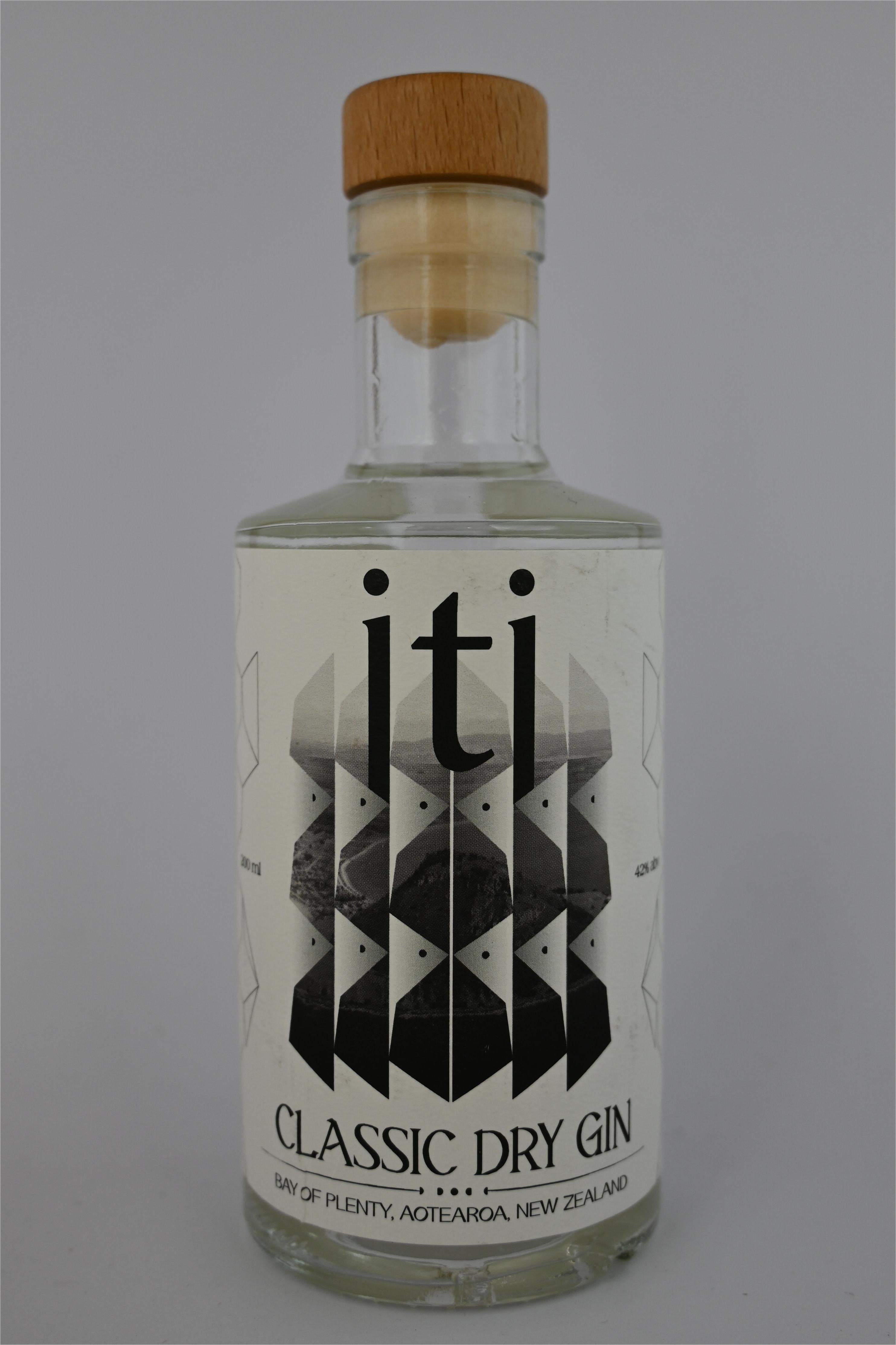 iti Classic Dry Gin - 42% abv - 200ml